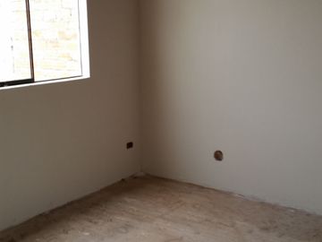 VENTA DE CASA - LA PERLA - CALLAO