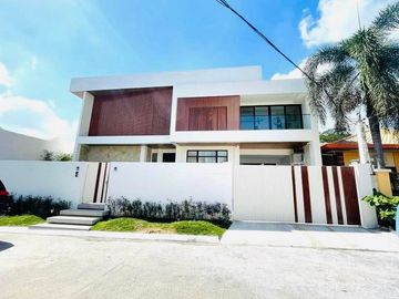 FOR SALE MODERN LUXURY HOME IN PAMPANGA NEAR SM TELABASTAGAN