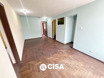 VENTA DE AMPLIA CASA EN SURCO