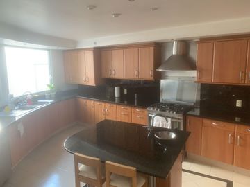 VENTA CASA EN MONTAÑA, JARDINES DEL PEDREGAL