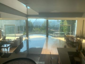 VENTA CASA EN MONTAÑA, JARDINES DEL PEDREGAL