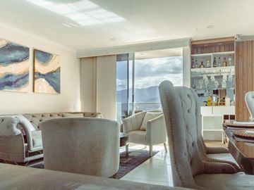 VENTA APARTAMENTO EN LA LOMA LALINDE EN EL POBLADO MEDELLIN