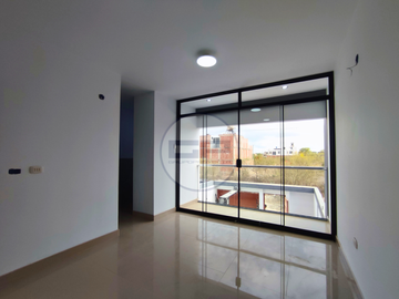 CASA DE ESTRENO, PRE VENTA