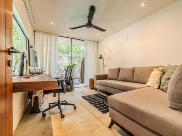 Villa de 3 Recámaras con Diseño Único en Tulum, al lado del hotel Holistika: Ubicación, Tranquilidad y Elegancia Moderna