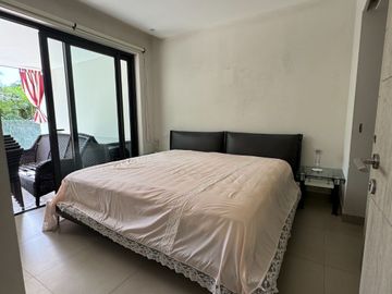 Departmento de 4 recámaras en Corasol a 5 min de la playa y Campo de Golf