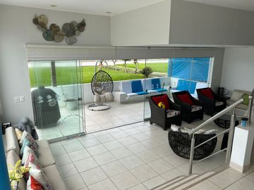 SE VENDE CASA DE PLAYA CERRO AZUL