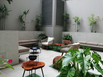 Alquilo Departamento Amoblado 54 m2 Vista Externa 2 Dormitorios Cochera y Áreas Comunes en Barranco