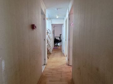 ¡REMATE DEPARTAMENTO + COCHERA 1ER. PISO EN CONDOMINIO DE CHORRILLOS!