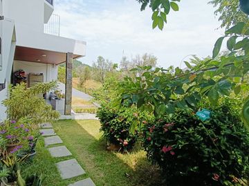 For Sale Luxury House at Shangrila Garden Batam