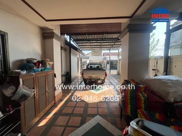 2-storey detached house, 60 sq.w., Petchphailin Village 2, near Top Charoen Optical Shop, Soi Khubon 27, Intersection 28, Ram Intra Road, Khubon Road,