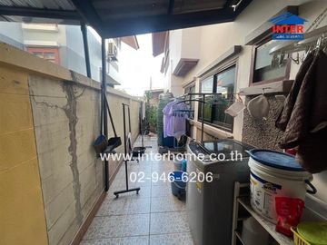 2-storey detached house, 60 sq.w., Petchphailin Village 2, near Top Charoen Optical Shop, Soi Khubon 27, Intersection 28, Ram Intra Road, Khubon Road,