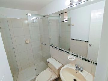 ¡Alquiler De Acogedor Departamento En La Mejor Zona De Santiago De Surco!