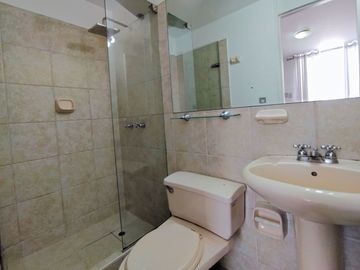 ¡Alquiler De Acogedor Departamento En La Mejor Zona De Santiago De Surco!