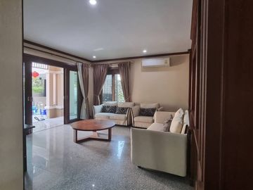 House for sale in The Esteem project in San Kamphaeng area with tenants, definitely not flooded