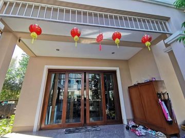 House for sale in The Esteem project in San Kamphaeng area with tenants, definitely not flooded