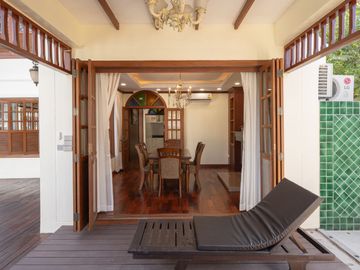 House for sale: Modern Luxury Pool Villa. Fully furnished, ready to move in, San Phak Wan zone, no flooding.