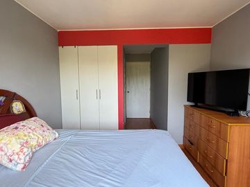 NUEVO INGRESO !! VENDO DEPA FRENTE A PARQUE EN SANTA CATALINA - LA VICTORIA LIM S.ISIDRO