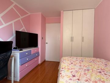 NUEVO INGRESO !! VENDO DEPA FRENTE A PARQUE EN SANTA CATALINA - LA VICTORIA LIM S.ISIDRO