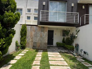 Casa con jardin 3 recamaras en Cuautlancingo