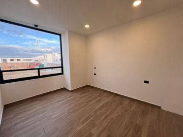 Casa en venta con 3 recamaras roof garden Cuautlancingo
