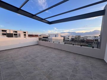 Casa en venta con 3 recamaras roof garden Cuautlancingo