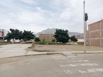 ¡Vendo Lote De 146M2, En Esquina, Frente A Parque En Ii Etapa Altos Del Valle! (Esuarez)