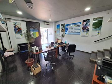 Venta Local Comercial de 2 Pisos Calle Cuevas Rancagua