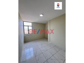 Departamento En Alquiler 1Er Piso En Enace Condominio Las Palmeras Edificio 10 Dpto 103 // ID: 1130326