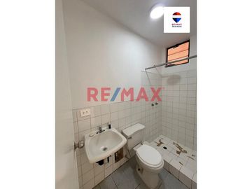 Departamento En Alquiler 1Er Piso En Enace Condominio Las Palmeras Edificio 10 Dpto 103 // ID: 1130326