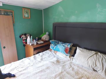 Casa en Avda Opción Comercial y habitacional, en terreno de 109 Mts. en Avda. San Martin con Avda. Manuel Antonio Matta, cercana a estación de metro