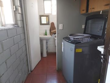Casa en Avda Opción Comercial y habitacional, en terreno de 109 Mts. en Avda. San Martin con Avda. Manuel Antonio Matta, cercana a estación de metro