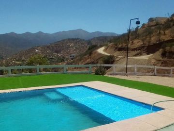 Parcela de Inversión con Casa construida en Curacavi