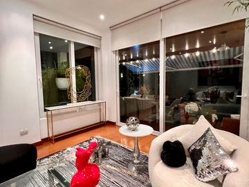 Bellisima casa a la venta, acabados A1 Sol de La Molina