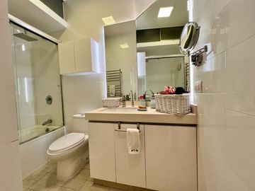 Bellisima casa a la venta, acabados A1 Sol de La Molina
