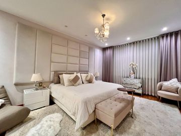 Bellisima casa a la venta, acabados A1 Sol de La Molina