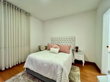 Bellisima casa a la venta, acabados A1 Sol de La Molina