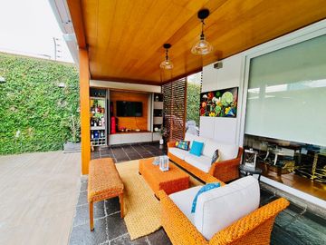 Bellisima casa a la venta, acabados A1 Sol de La Molina