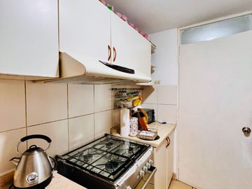 VENTA DE DPTO PRIMER PISO IDEAL PERSONAS MAYORES O CON NIÑOS