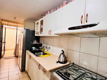 VENTA DE DPTO PRIMER PISO IDEAL PERSONAS MAYORES O CON NIÑOS