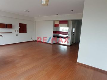 Alquilo Departamento Flat En Miraflores 106 M2 3 Dormitorios