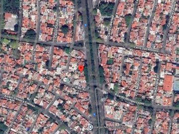 Hermosa  y amplia casa en Avenida canal de miramontes, por debajo de su valor comercial