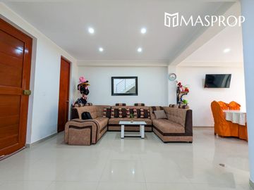 🏡 Casa en venta en Urbanización Los Álamos, Tacna – ¡Tu hogar soñado te espera! 🏡