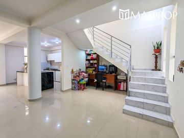 🏡 Casa en venta en Urbanización Los Álamos, Tacna – ¡Tu hogar soñado te espera! 🏡