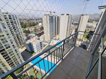 Venta de Departamento con Balcon, El Agustino, Av Los Nogales