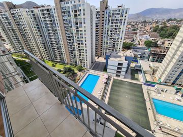 Venta de Departamento con Balcon, El Agustino, Av Los Nogales