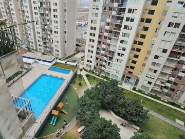 Venta de Departamento con Balcon, El Agustino, Av Los Nogales