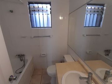 Los Arrayanes con Alberto Arenas, 3 dormitorios, 2 baños , 250 m2 terreno, 210 construídos
