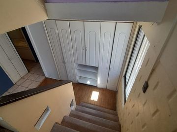 Los Arrayanes con Alberto Arenas, 3 dormitorios, 2 baños , 250 m2 terreno, 210 construídos