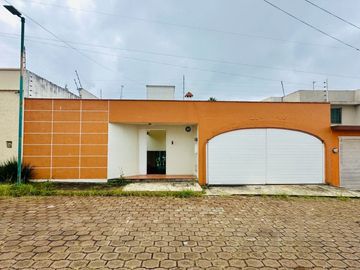 Hermosa casa en venta en Animas