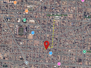 Casa de 2 pisos en centro de Pisco – 270 m² de terreno + 3 departamentos + cochera + 100 m2 libres!!!